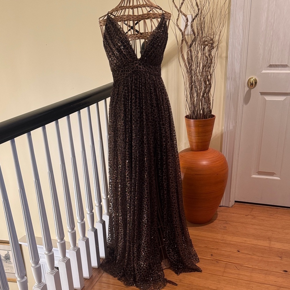 Showpo Nwt Salea Lady Godiva Bronze Cocktail Dress. Designed In Australia